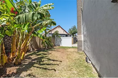 3338 E Radcliffe, Anaheim, CA 92806 - Photo 33