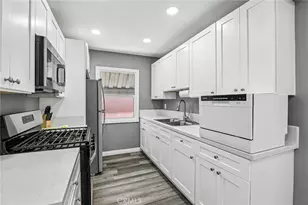 1036 E 2nd Street, Long Beach, CA 90802 - Photo 15