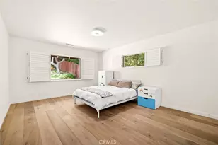 11365 Thurston Pl, Los Angeles, CA 90049 - Photo 17