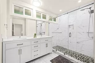 11365 Thurston Pl, Los Angeles, CA 90049 - Photo 19
