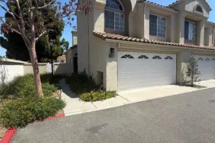 80 Almador, Irvine, CA 92614 - Photo 1