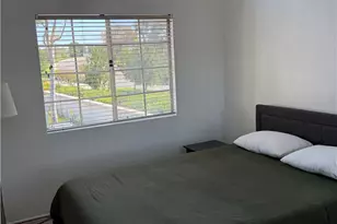 80 Almador, Irvine, CA 92614 - Photo 13