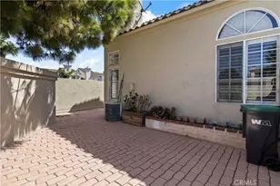 80 Almador, Irvine, CA 92614 - Photo 45