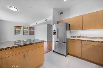 917 S New Hampshire #215, Los Angeles, CA 90006 - Photo 13