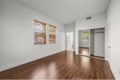 917 S New Hampshire #215, Los Angeles, CA 90006 - Photo 17