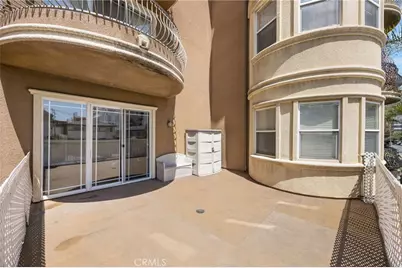 917 S New Hampshire #215, Los Angeles, CA 90006 - Photo 35