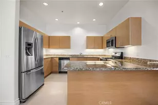 917 S New Hampshire, Los Angeles, CA 90006 - Photo 11