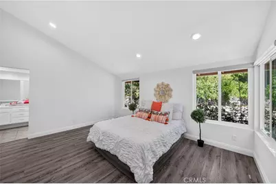 404 Continental Ct, Newbury Park, CA 91320 - Photo 25