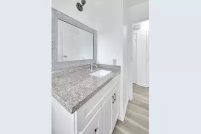 1104 S Mantle Lane #28D, Santa Ana, CA 92705 - Photo 31
