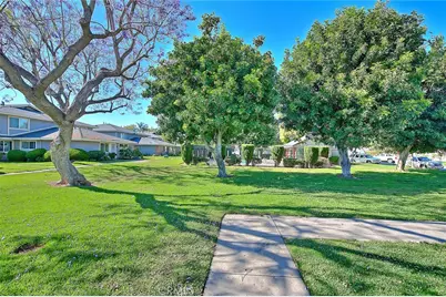 1104 S Mantle Lane #28D, Santa Ana, CA 92705 - Photo 5