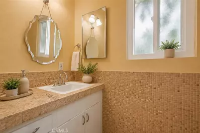 12312 Newport, Santa Ana, CA 92705 - Photo 19