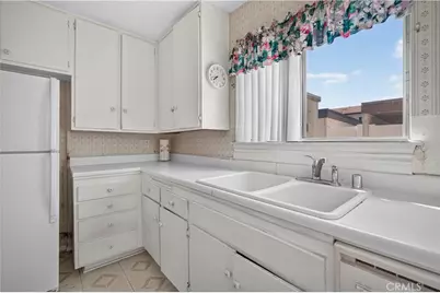 8170 Glengarry, Buena Park, CA 90621 - Photo 19