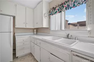 8170 Glengarry, Buena Park, CA 90621 - Photo 19