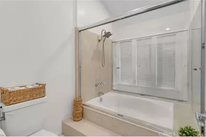 23515 Estrella, Valencia, CA 91355 - Photo 49