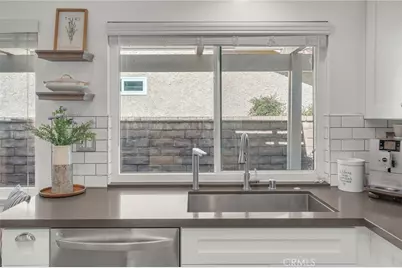 23515 Estrella, Valencia, CA 91355 - Photo 19