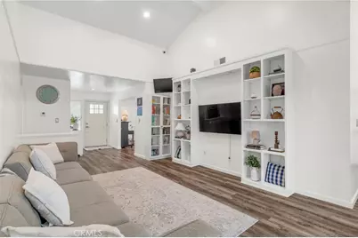 23515 Estrella, Valencia, CA 91355 - Photo 33
