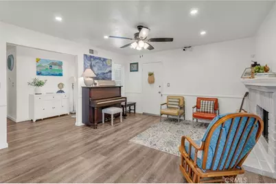 23515 Estrella, Valencia, CA 91355 - Photo 11