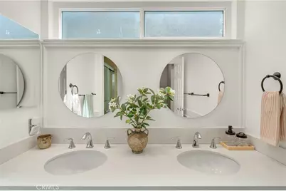 23515 Estrella, Valencia, CA 91355 - Photo 57
