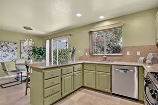1602 E Autumnridge Ct, Orange, CA 92866 - Photo 13
