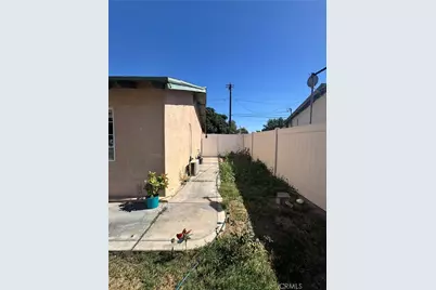 2313 Portola, San Bernardino, CA 92407 - Photo 3