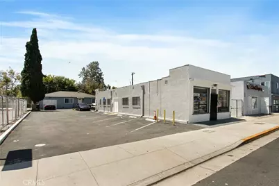 322 E Market Street, Long Beach, CA 90805 - Photo 9