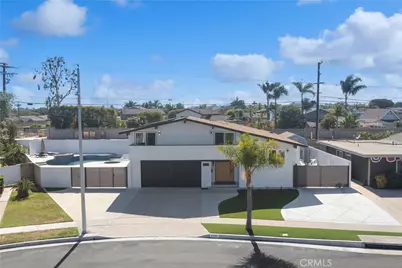 17451 Avalon, Huntington Beach, CA 92647 - Photo 5