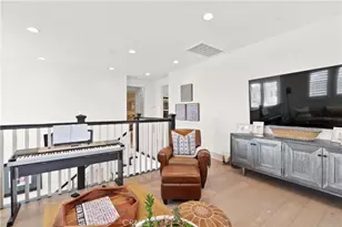 17382 Burrows, Huntington Beach, CA 92649 - Photo 39