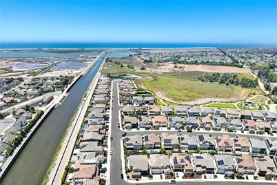 17382 Burrows, Huntington Beach, CA 92649 - Photo 63