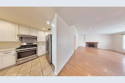12036 Camino Valencia, Cerritos, CA 90703 - Photo 39