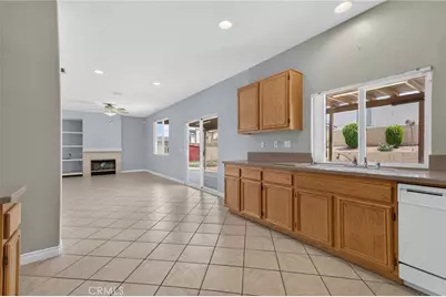 13991 Silver Creek, Victorville, CA 92392 - Photo 27