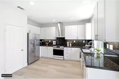 102 Millbrook, Irvine, CA 92618 - Photo 17