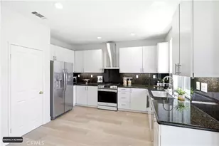102 Millbrook, Irvine, CA 92618 - Photo 17