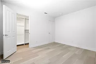 102 Millbrook, Irvine, CA 92618 - Photo 31