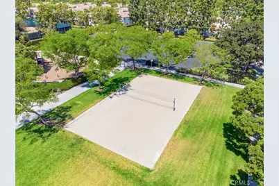 102 Millbrook, Irvine, CA 92618 - Photo 49