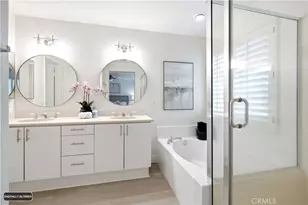 102 Millbrook, Irvine, CA 92618 - Photo 25