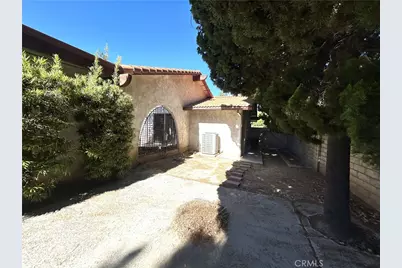 10470 Laramie Avenue, Chatsworth, CA 91311 - Photo 31
