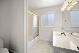 10411 Larry Dr, Anaheim, CA 92804 - Photo 29