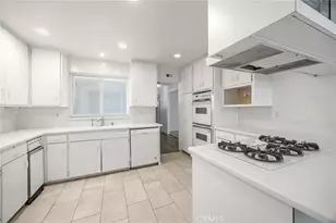 10411 Larry Dr, Anaheim, CA 92804 - Photo 15