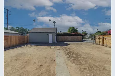 1974 Milton, Riverside, CA 92507 - Photo 19