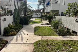 304 Park Shadow Ct, Baldwin Park, CA 91706 - Photo 5