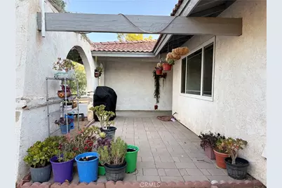 11910 Hawthorne, Hesperia, CA 92345 - Photo 1