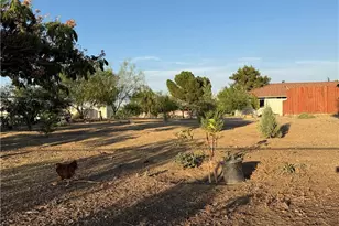 11910 Hawthorne, Hesperia, CA 92345 - Photo 23