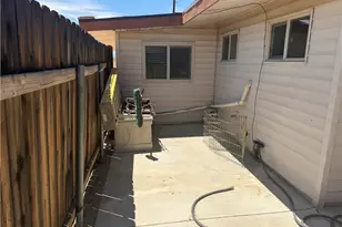 11707 Goodwin Dr, Victorville, CA 92371 - Photo 23