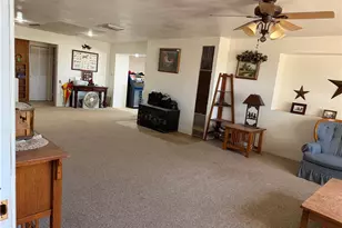 11707 Goodwin Dr, Victorville, CA 92371 - Photo 5