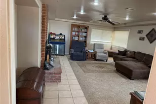 11707 Goodwin Dr, Victorville, CA 92371 - Photo 3
