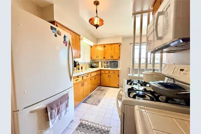 243 E Harrison Avenue, Pomona, CA 91767 - Photo 15