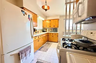 243 E Harrison Ave, Pomona, CA 91767 - Photo 15