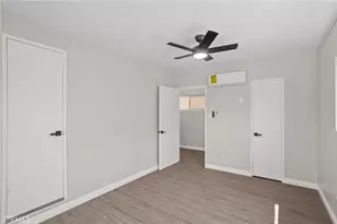 1329 W 88th, Los Angeles, CA 90044 - Photo 33