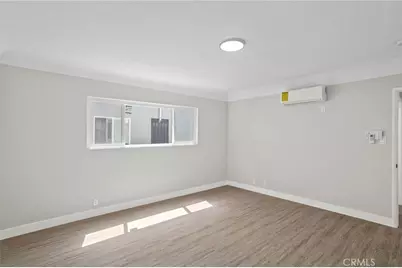 1329 W 88th, Los Angeles, CA 90044 - Photo 19