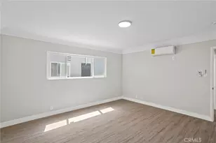 1329 W 88th, Los Angeles, CA 90044 - Photo 19